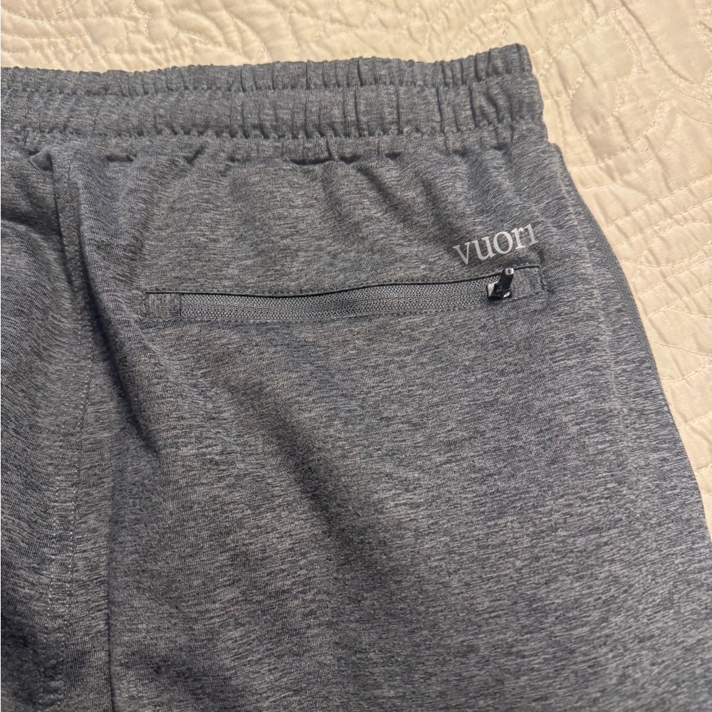 Vuori Gray Sweatpants - Picture 2 of 5